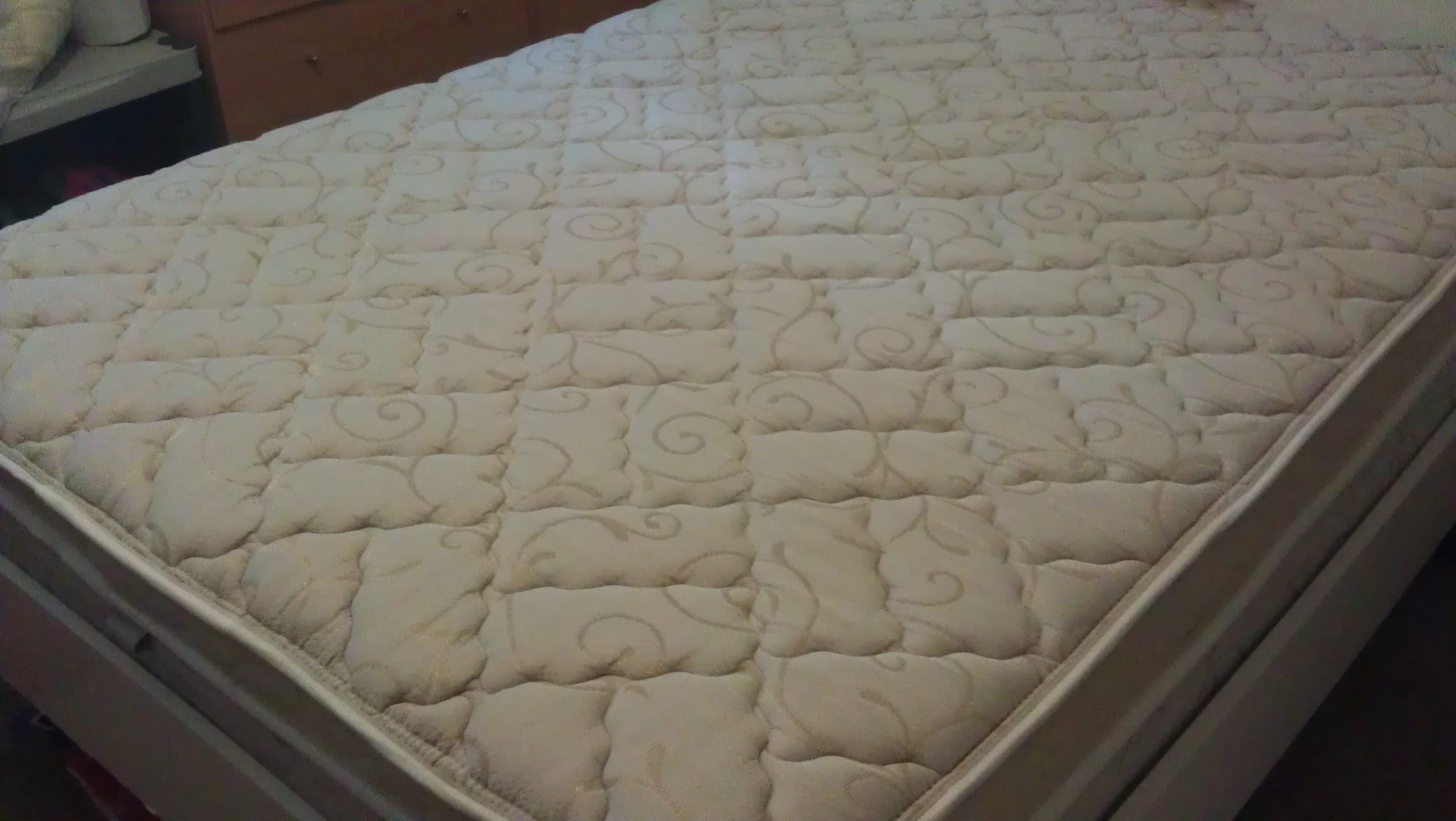 full size mattress in pickup